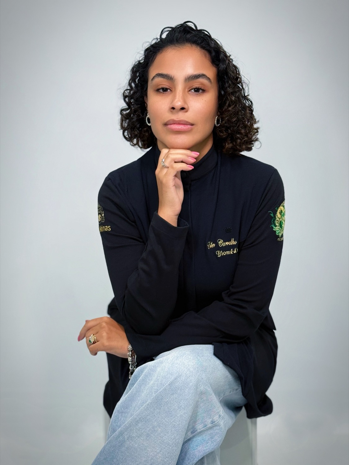 Dra. Ester Carvalho